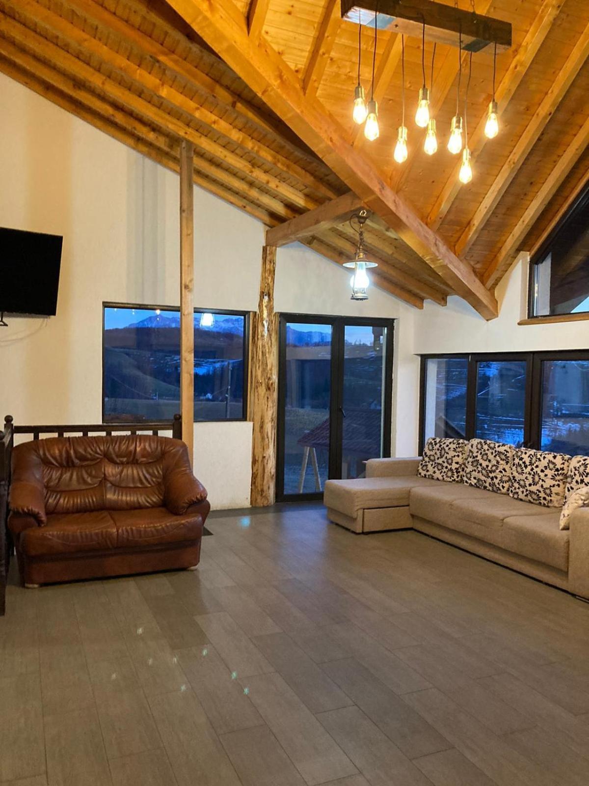 Casa Din Livada, Poiana Marului, Brasov Villa Екстериор снимка