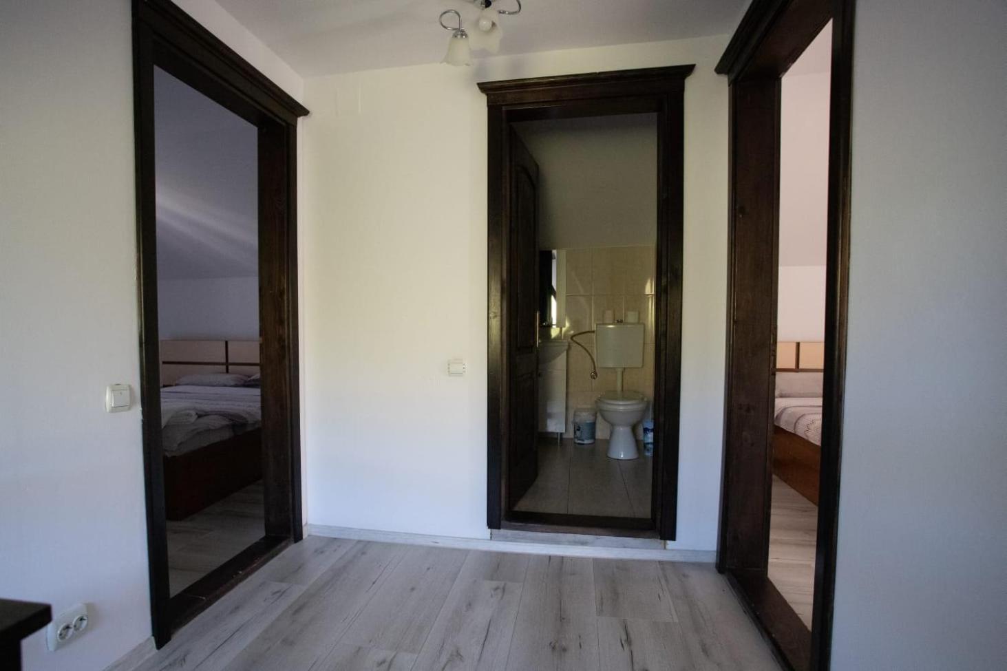 Casa Din Livada, Poiana Marului, Brasov Villa Екстериор снимка